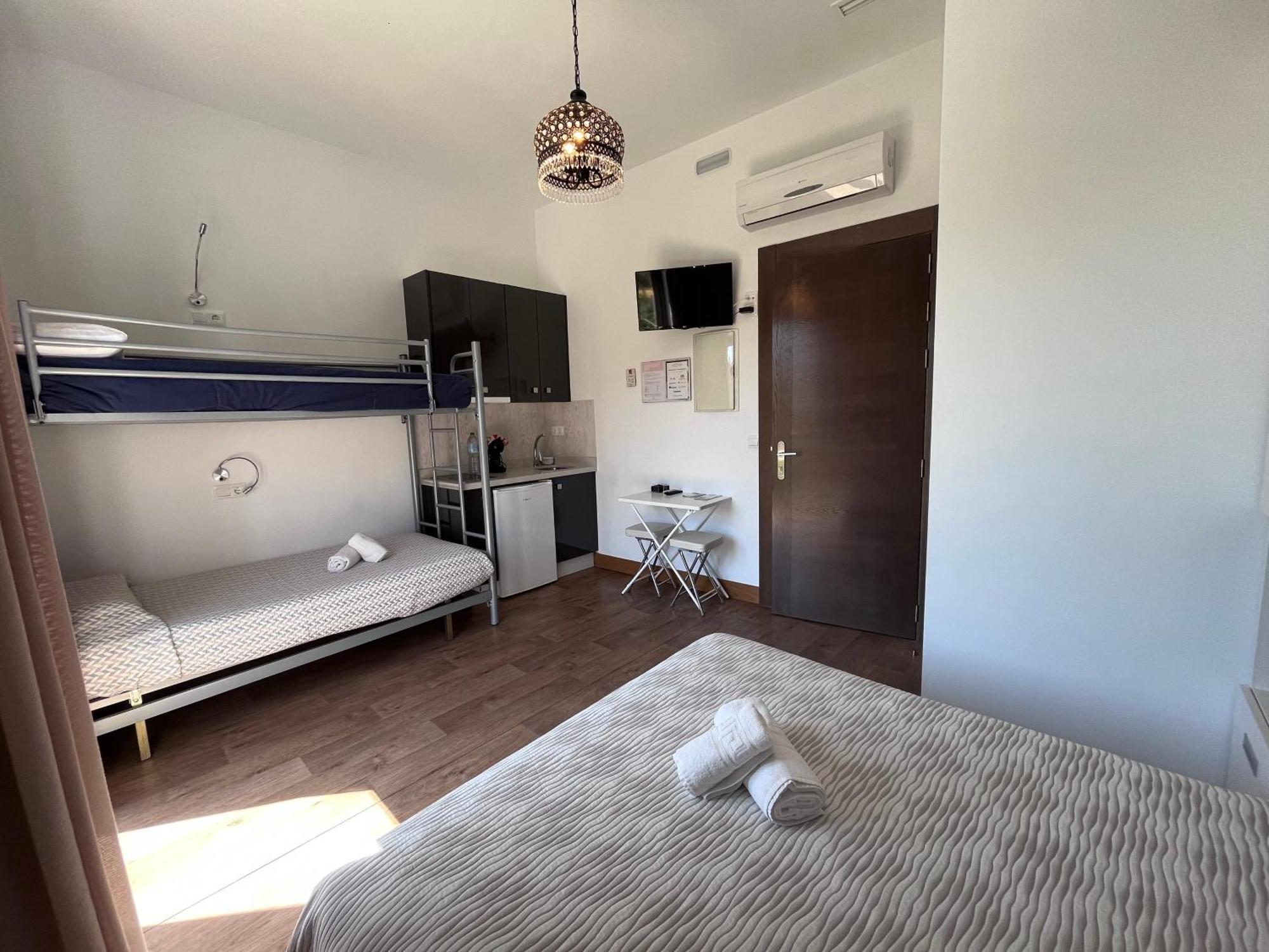 Balcones De Bentomiz Aparthotel Velez Malaga Exterior photo